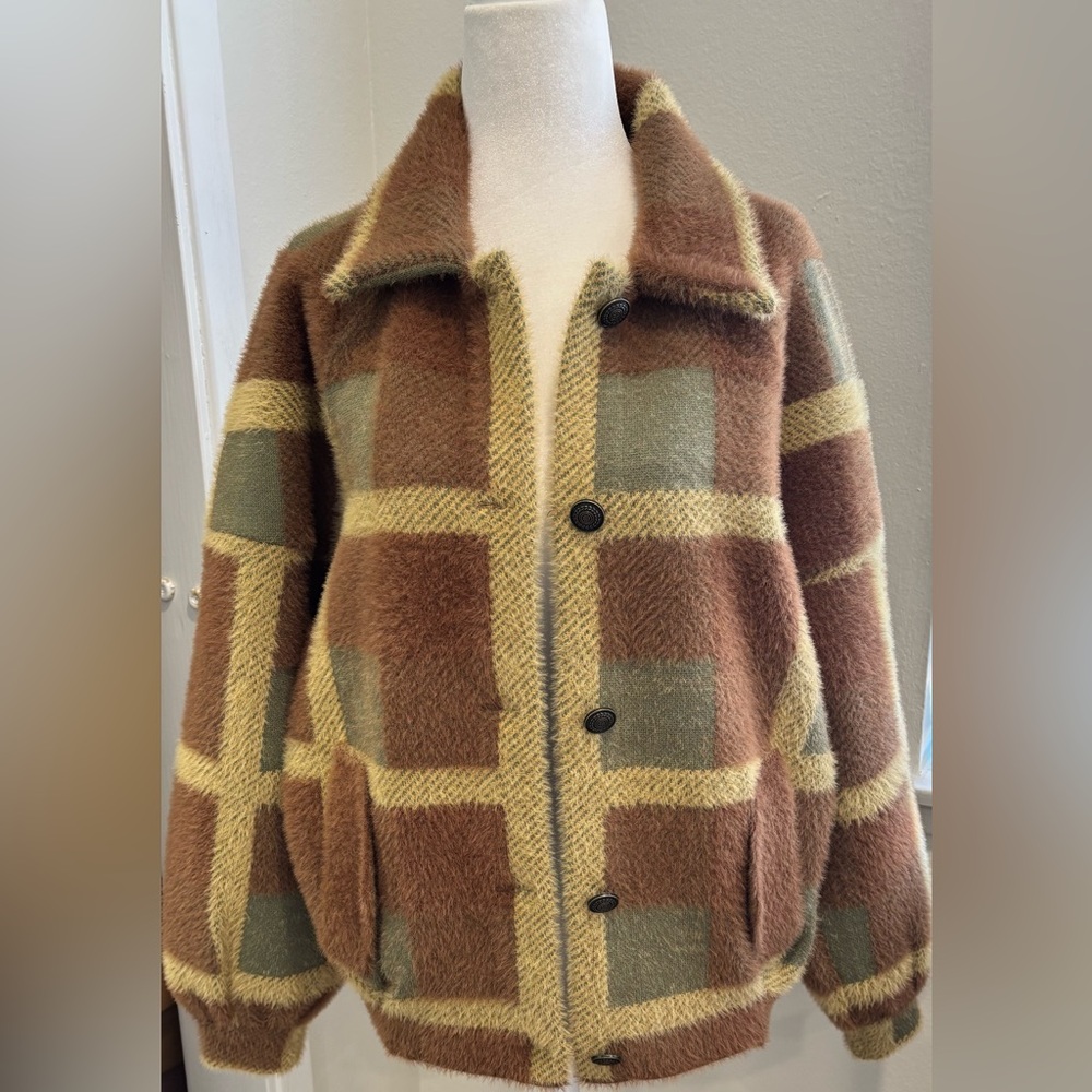 NVLT Camel Wool-Blend Outerwear